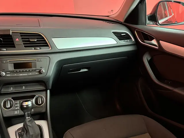 Audi Q3 1.4 TFSI CoD 2015 Benzine 38