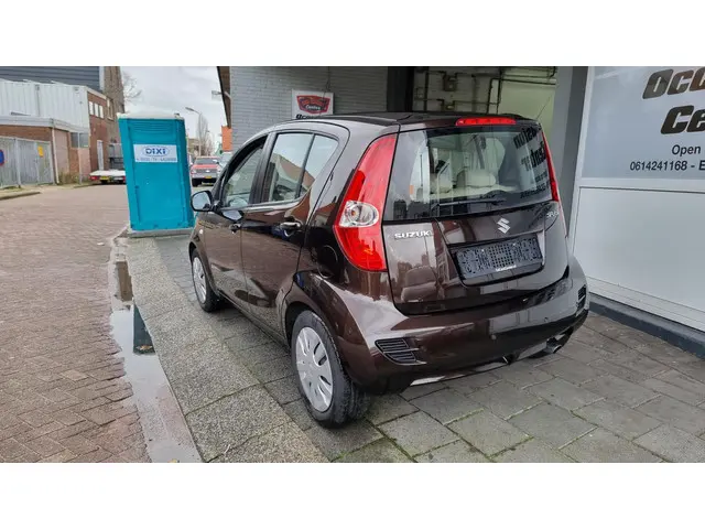 Suzuki Splash 1.2 Comfort vol leer 2013 Benzine 9