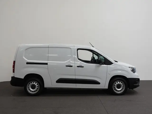 Opel Combo 1.5D L2H1 Standaard 2022 Diesel 31