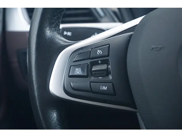 BMW X1 sDrive20i 2022 Benzine 14