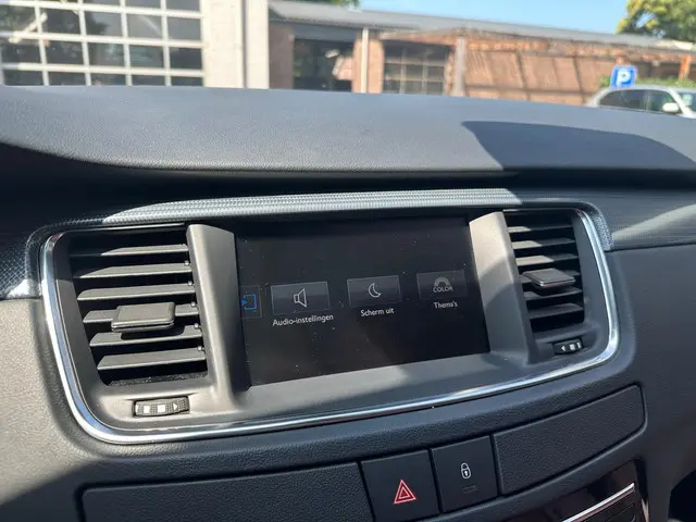 Peugeot 508 1.6 e-THP Blue Lease Executive 2014 Benzine 25
