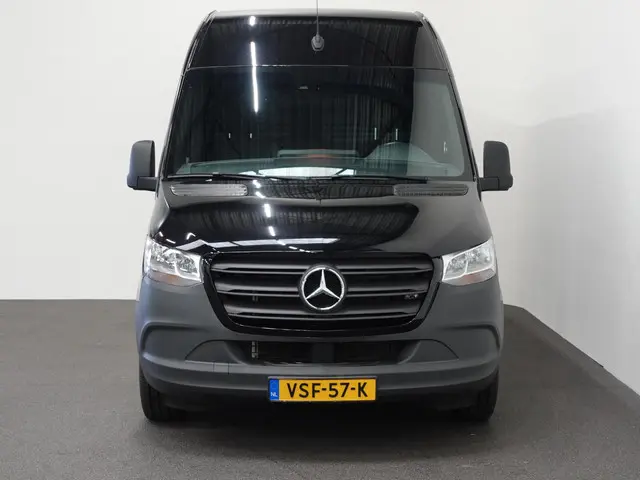 Mercedes-Benz Sprinter L2H2 Automaat 2023 Diesel 41