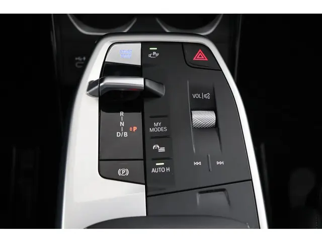 BMW iX1 xDrive30 Launch Edition 67 kWh 2023 Elektrisch 20