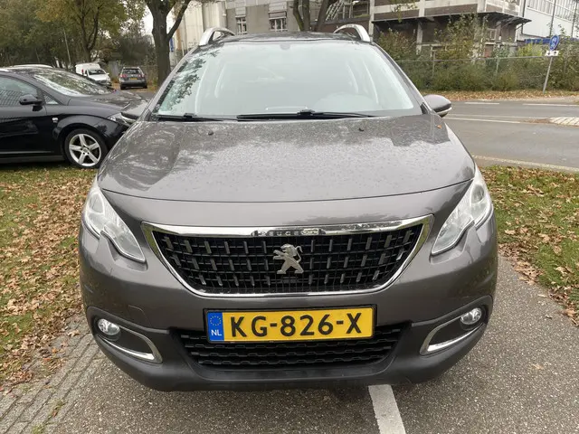 Peugeot 2008 1.2 PureTech Blue Lion 2016 Benzine 3