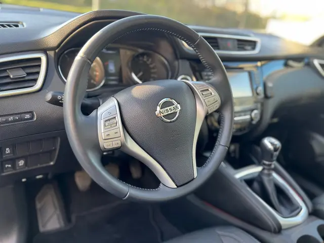Nissan QASHQAI 1.2 Premier Edition 2014 Benzine 15