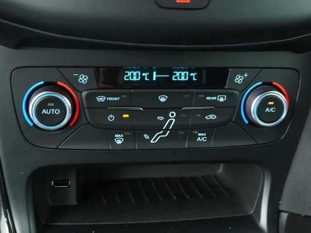 Ford Focus Wagon 1.0 Titanium 2016 Benzine 19