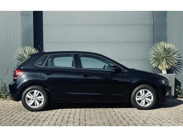 Volkswagen Polo 1.0 TSI Beats 2018 Benzine 20
