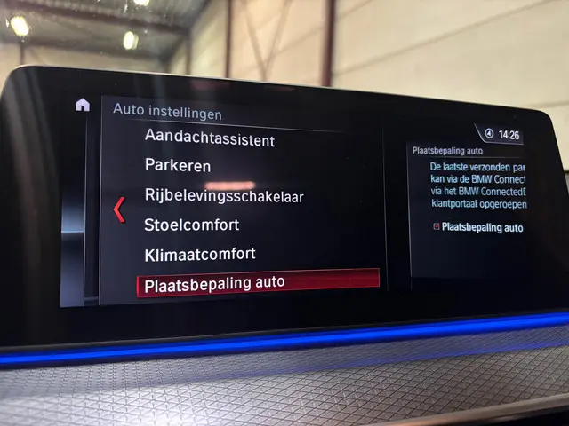 BMW 5 Serie 520i High Executive M-pakket 2018 Benzine 19