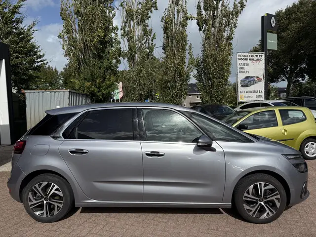 Citroën C4 Picasso 1.2 PureTech Feel 2017 Benzine 4