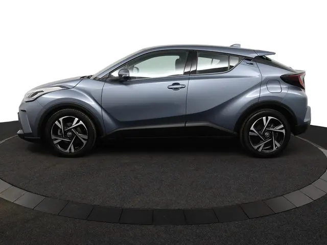 Toyota C-HR 1.8 Hybrid Dynamic 2023 Hybride Benzine 3
