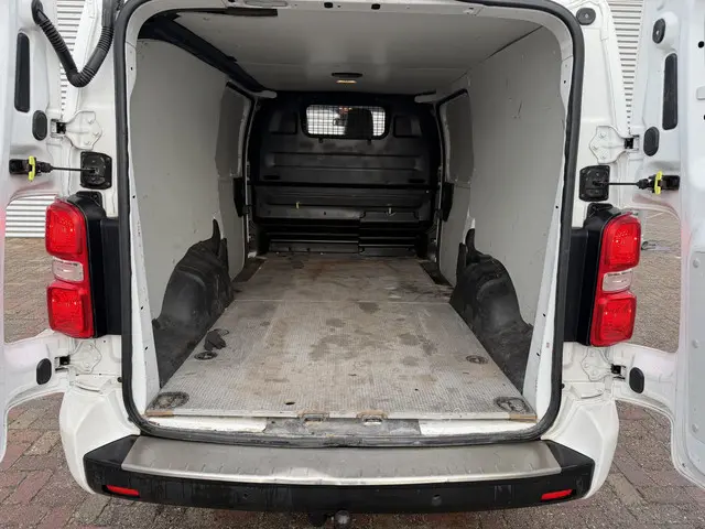 Toyota ProAce Worker 2.0 D-4D Professional 2018 Diesel 5