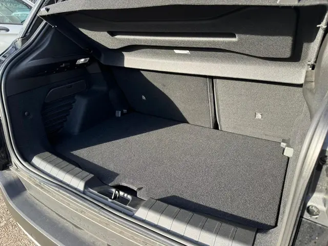 Jeep Avenger 1.2 Altitude 2024 Benzine 29