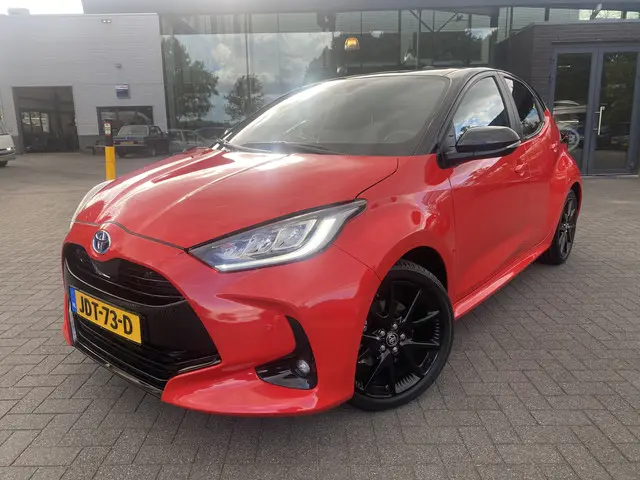 Toyota Yaris 1.5 Hybrid Executive 2023 Hybride Benzine 6