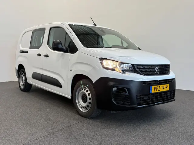 Peugeot Partner 1.5 BlueHDI Premium Long 2022 Diesel 6