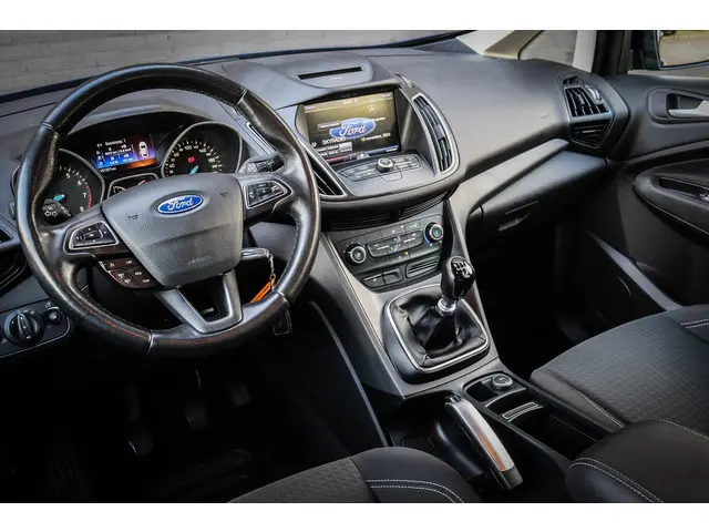 Ford C-MAX 1.0 Trend 2016 Benzine 4
