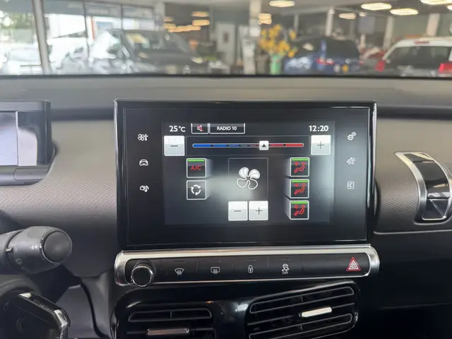 Citroën C4 Cactus 1.2 VTi Business 2014 Benzine 16