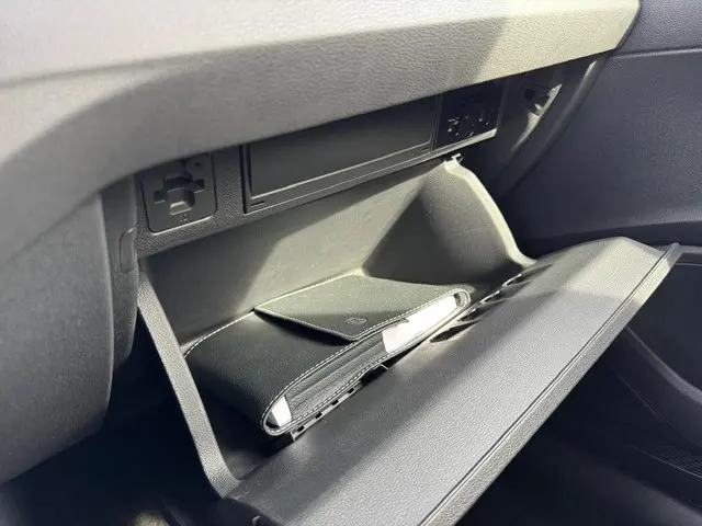 Volkswagen Polo 1.0 TSI Life 2023 Benzine 21