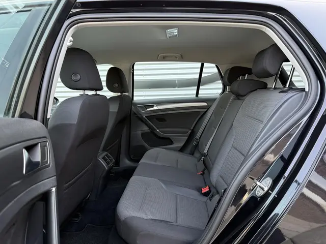 Volkswagen Golf 1.5 TSI Comfortline 2018 Benzine 14