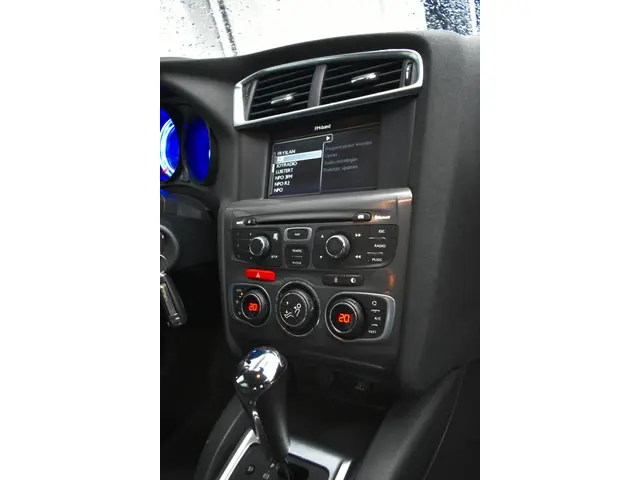Citroën C4 1.6 VTi Tendance automaat 2012 Benzine 17