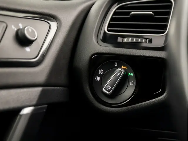 Volkswagen Golf 1.5 TSI Sportline 2018 Benzine 19