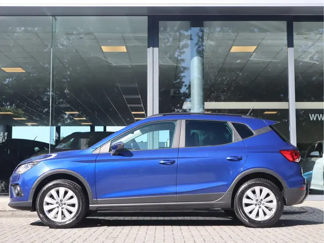 SEAT Arona 1.0 TSI Style Business 2019 Benzine 6