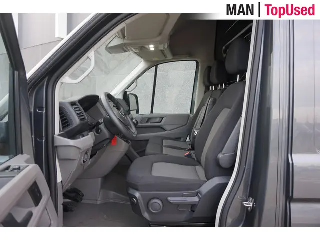 Volkswagen Crafter 35 2.0 TDI L4H3 Highline 2022 Diesel 9