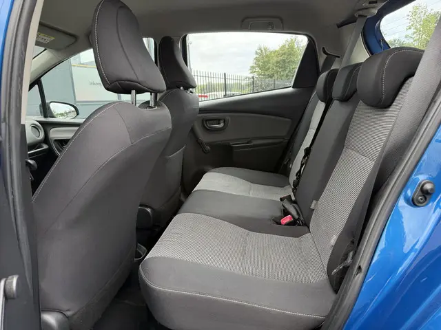 Toyota Yaris 1.5 Hybrid Aspiration 2015 Hybride Benzine 8