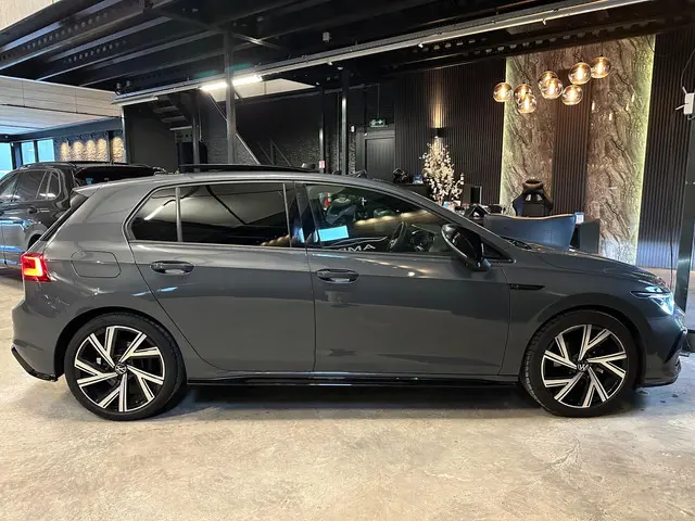 Volkswagen Golf 2.0 TDI 3X R-Line|PANO|BOMVOL! 2021 Diesel 9
