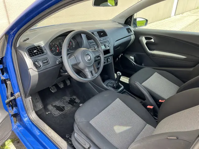 Volkswagen Polo 1.2 Easyline 2012 Benzine 15