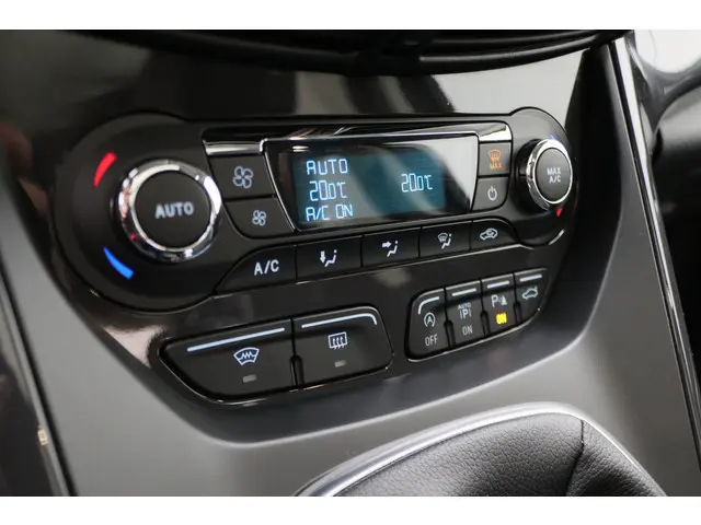 Ford Kuga 1.5 Titanium 2016 Benzine 45