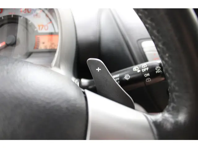 Toyota Aygo 1.0 VVT-i Aspiration Automaat 2013 Benzine 14