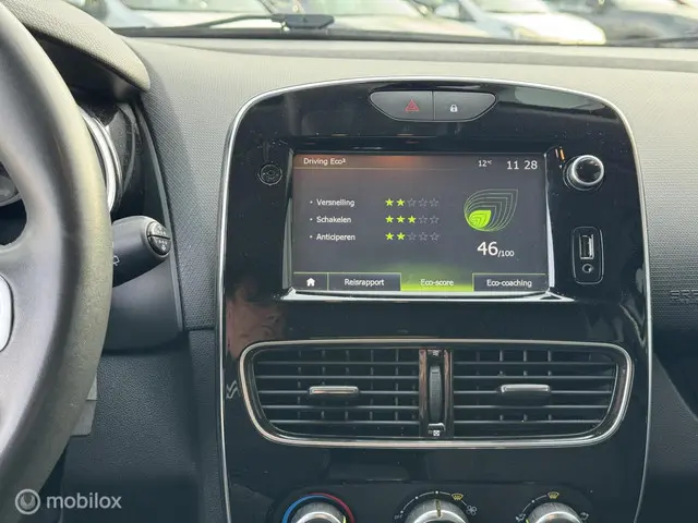 Renault Clio Estate 0.9 TCe Intens 2018 Benzine 15