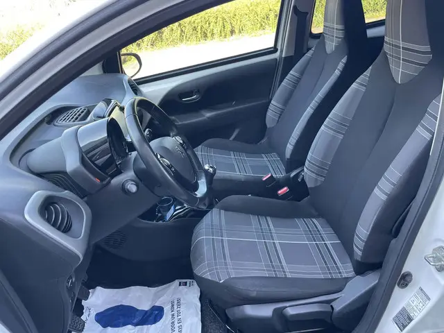 Peugeot 108 1.0 e-VTi Allure / camera / carplay 2017 Benzine 5