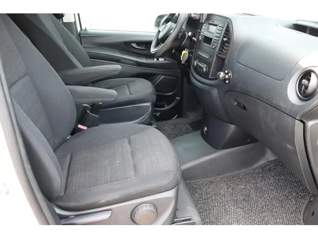 Mercedes-Benz Vito 114 CDI Lang 2017 Diesel 11