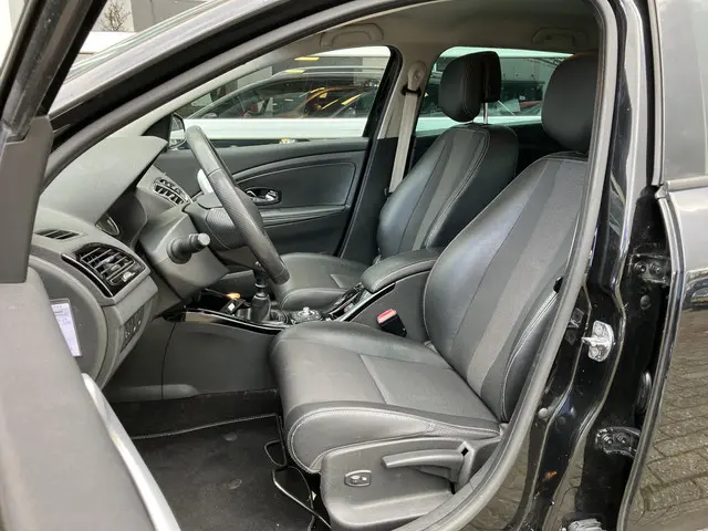 Renault Mégane Estate 1.2 TCe Collection 2013 Benzine 16