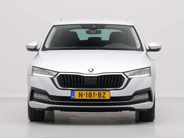 Škoda Octavia Combi 1.0 TSI 110pk 2020 Benzine 10