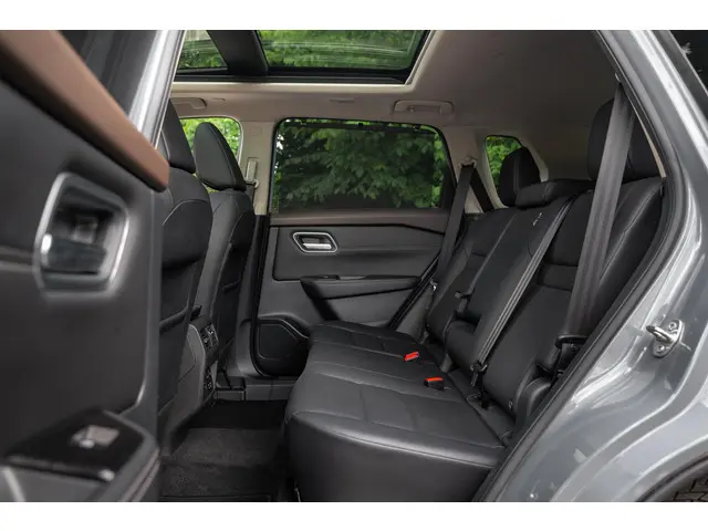 Nissan X-Trail 1.5 e-Power Tekna 2023 Hybride Benzine 7