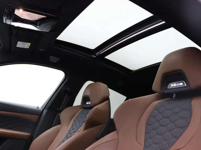 BMW X6 M Competition 2022 Benzine 13