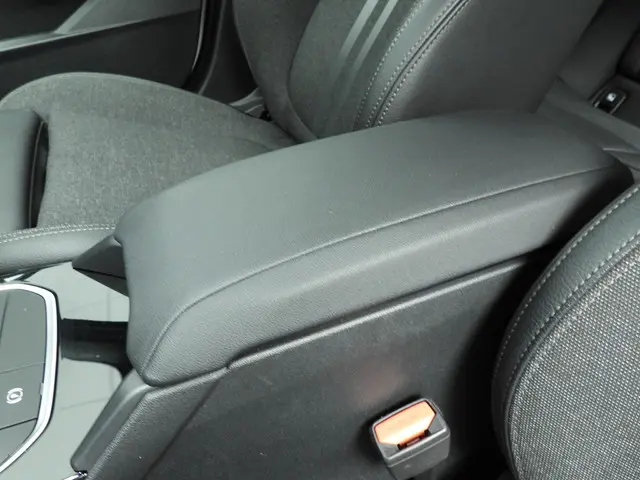 BMW 1 Serie 5-deurs 118i 2021 Benzine 21