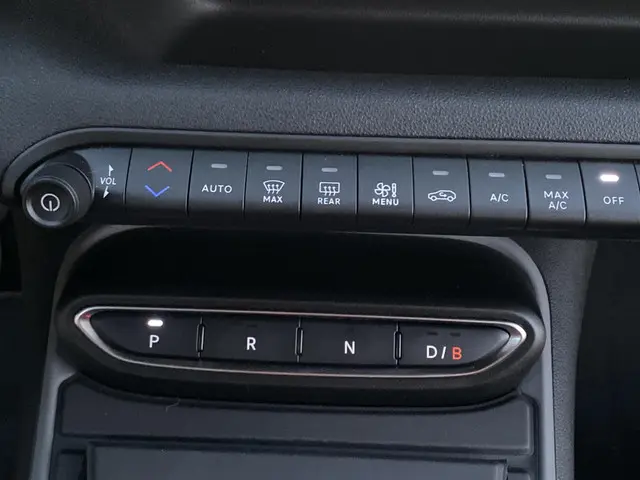 Jeep Avenger Longitude 54 kWh 2024 Elektrisch 17