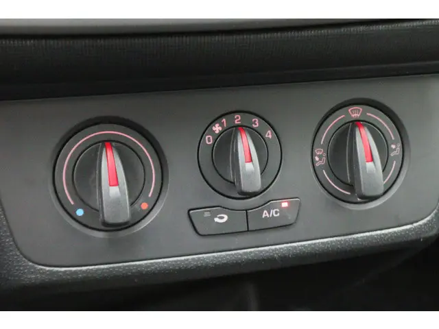 SEAT Ibiza 1.4 2015 Benzine 35