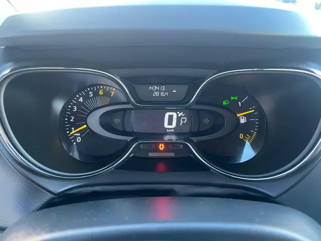 Renault Captur 1.2 TCe Helly Hansen 2015 Benzine 8