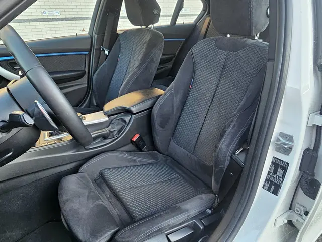 BMW 3 Serie 320i#Nap#M-Sport#Automaat#Opendak 2017 Benzine 7