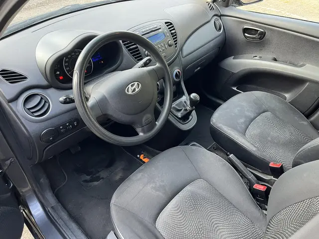 Hyundai i10 3