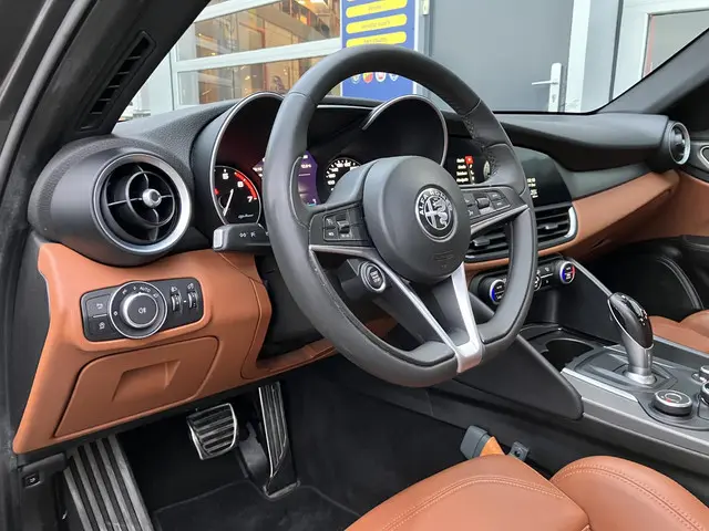 Alfa Romeo Giulia 2.0T Super 2020 Benzine 26