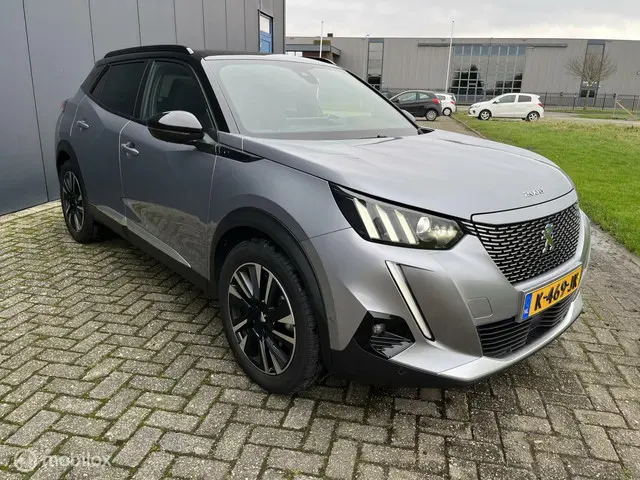 Peugeot e-2008 EV GT 50 kWh 2020 Elektrisch 19