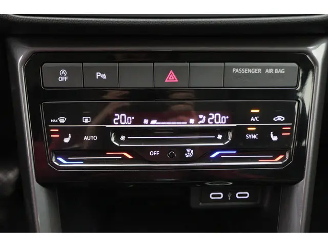 Volkswagen T-Cross 1.0 TSI Style 2022 Benzine 42