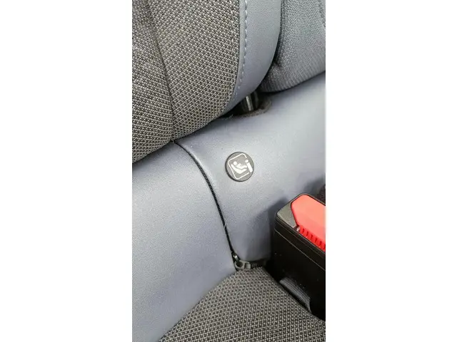 Peugeot 2008 1.2 PureTech Allure 2020 Benzine 41