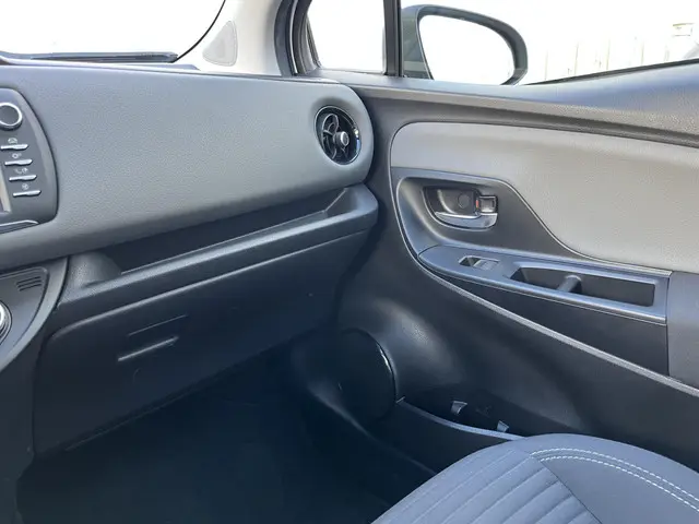 Toyota Yaris 1.5 Hybrid Active 2019 Hybride Benzine 54