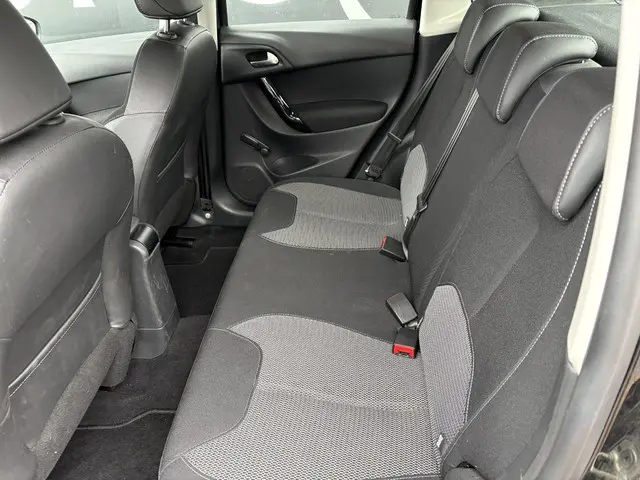 Citroën C3 1.2 82pk VTi Collection 2014 Benzine 6